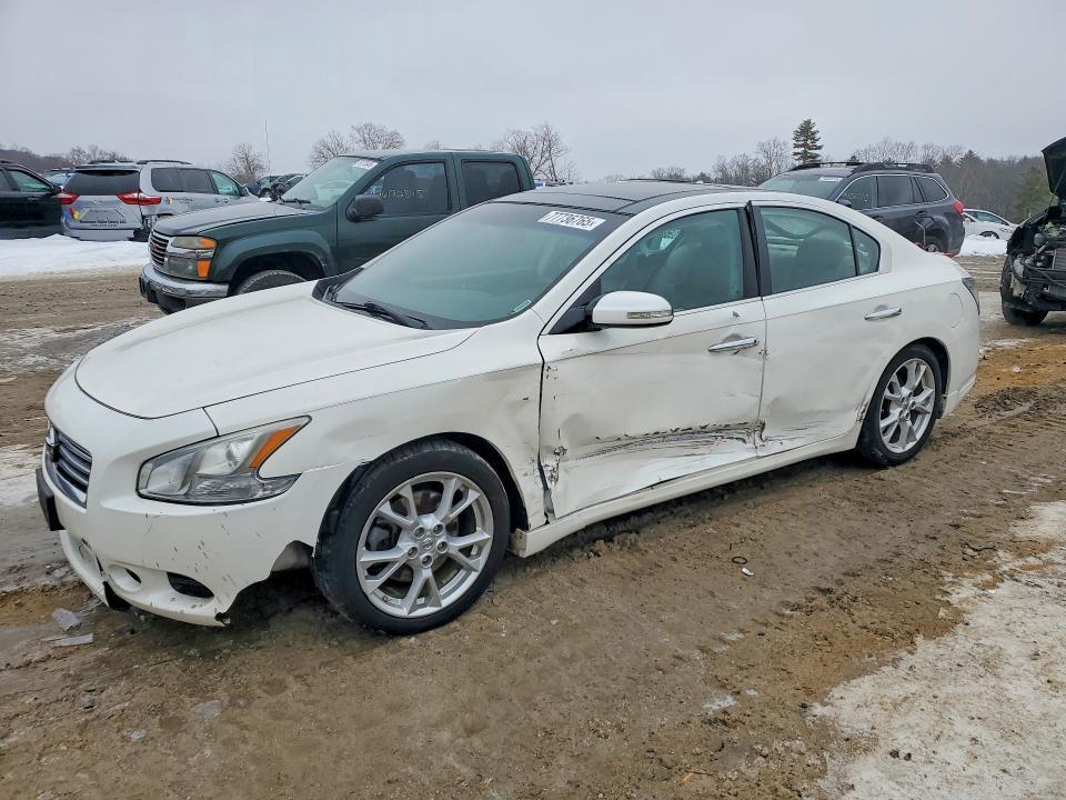 2012 Nissan Maxima s