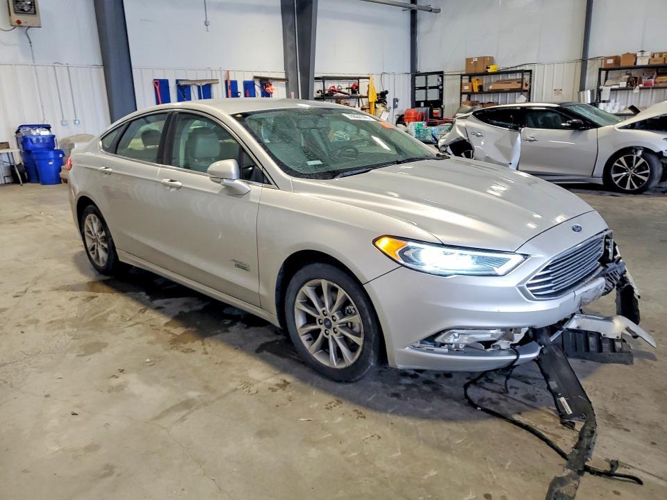 2017 Ford Fusion se Phev