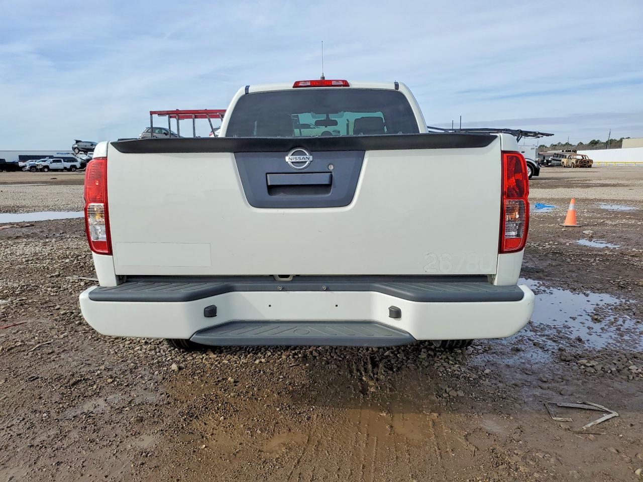 2017 Nissan Frontier s