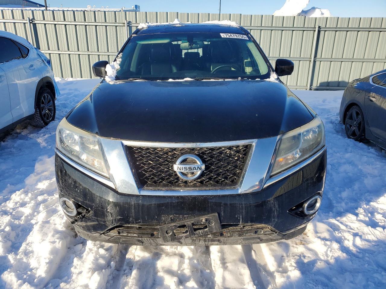 2016 Nissan Pathfinder s