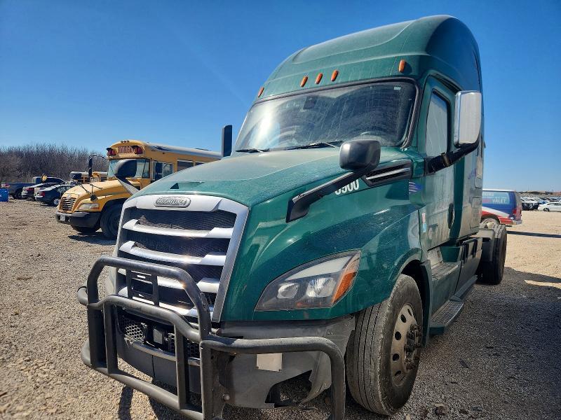 2019 Freigliner Cascadia 126