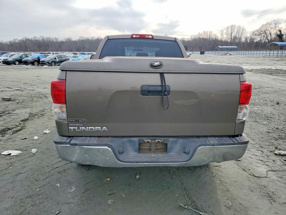 2013 Toyota Tundra Double cab SR5