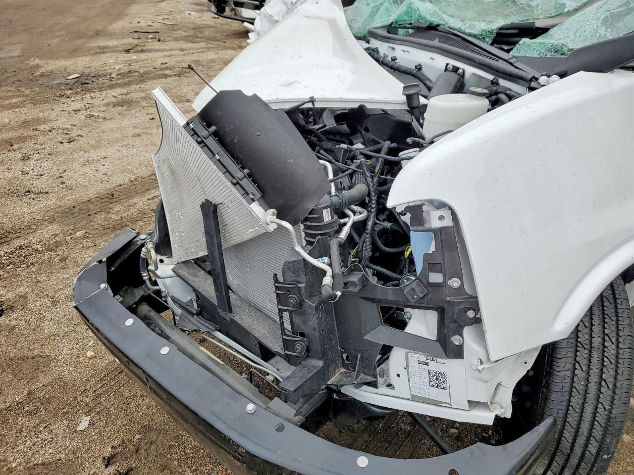 2025 GMC Savana BOX Truck