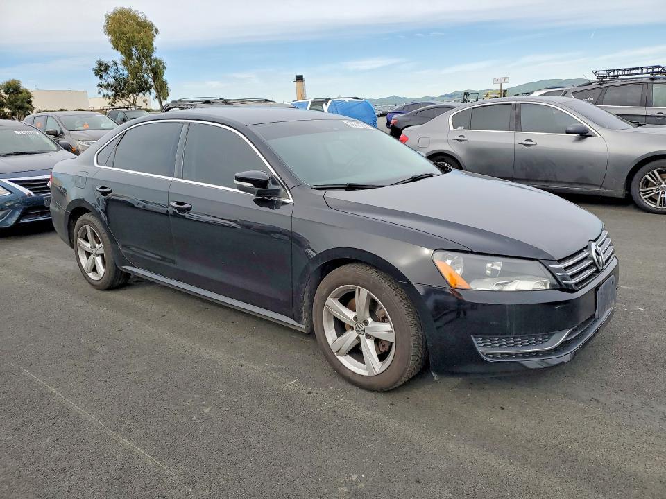 2013 Volkswagen Passat se