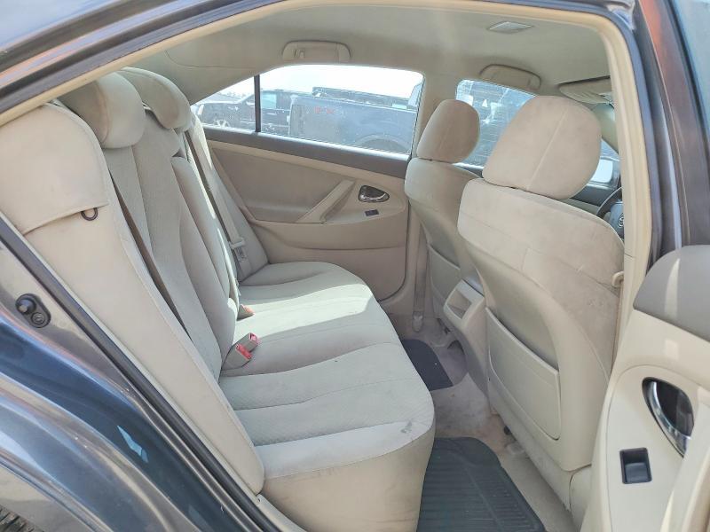 2009 Toyota Camry le