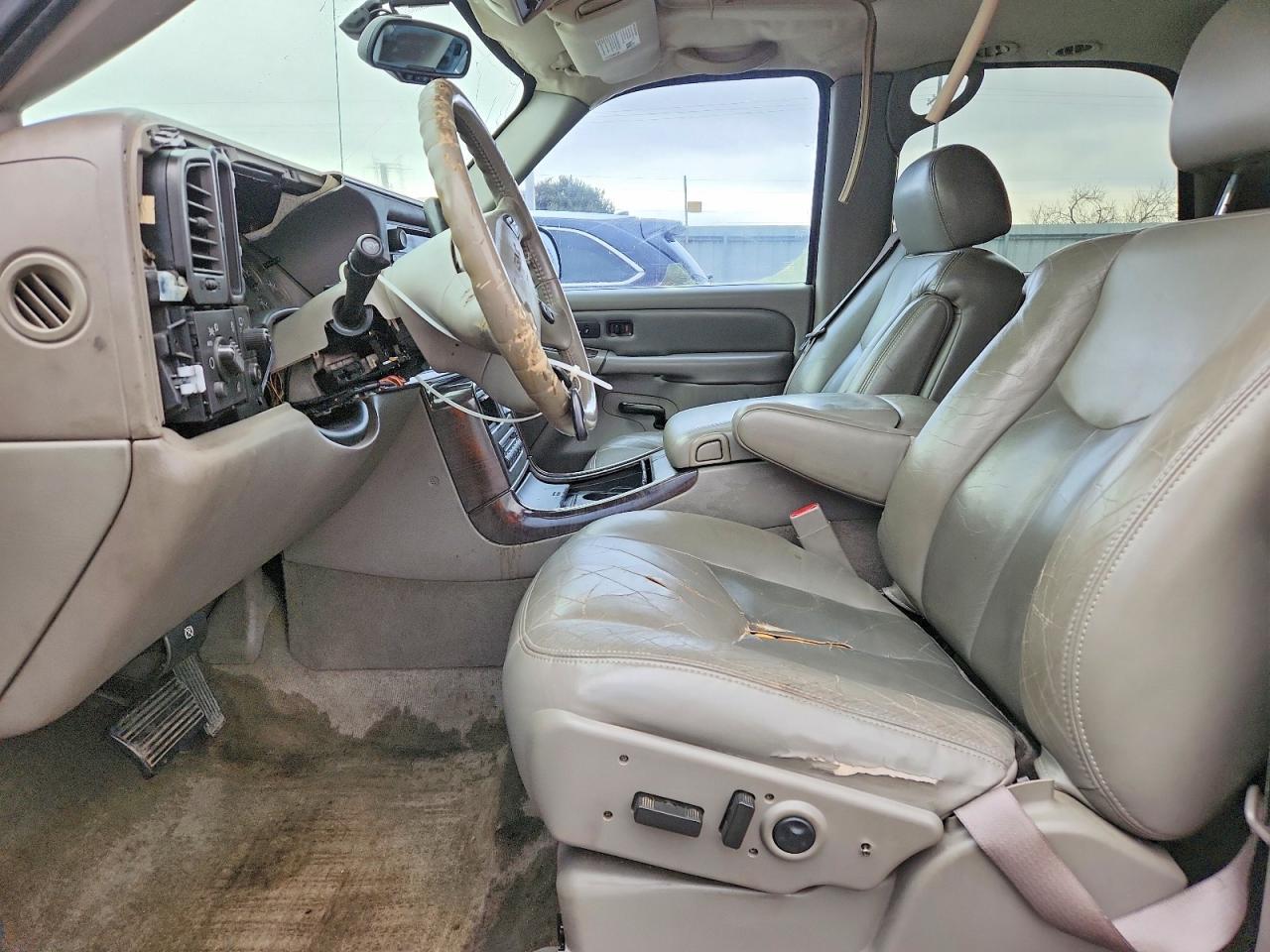 2004 GMC Yukon Denali