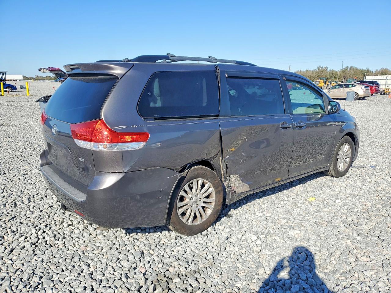 2011 Toyota Sienna XLE 8-Passenger