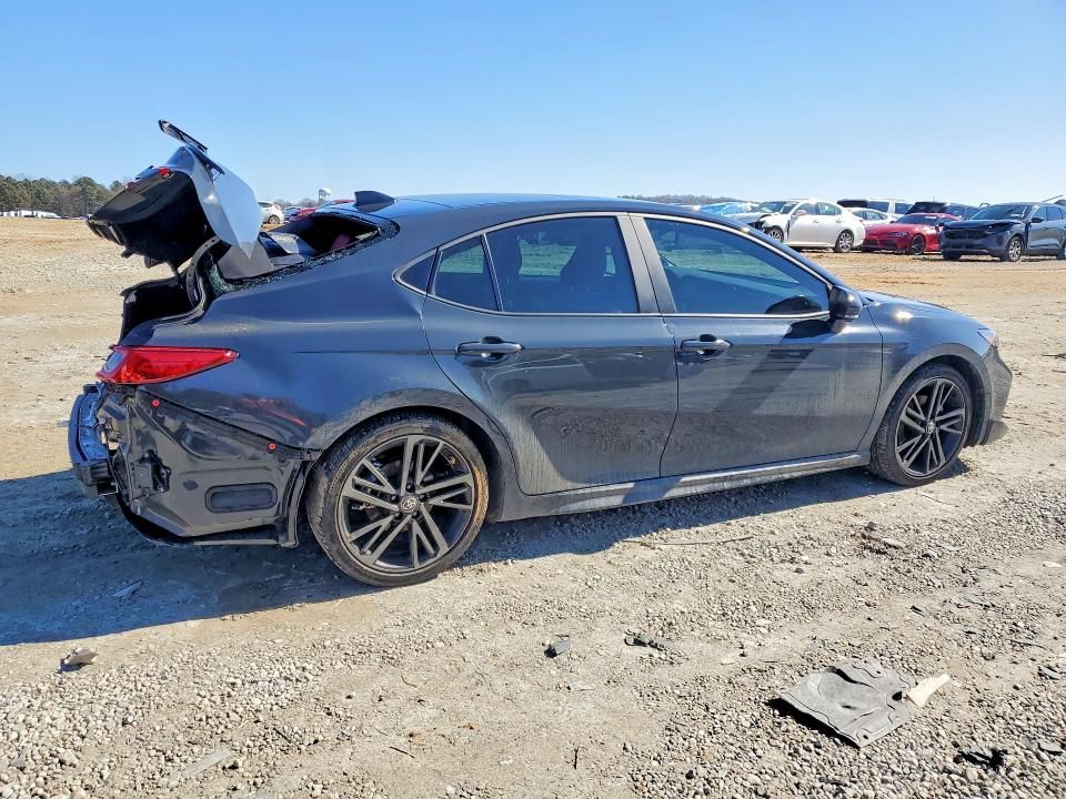 2025 Toyota Camry xse