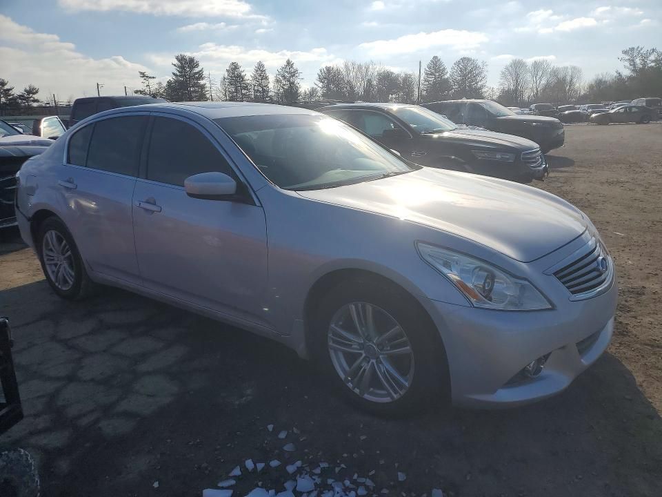 2013 Infiniti G37