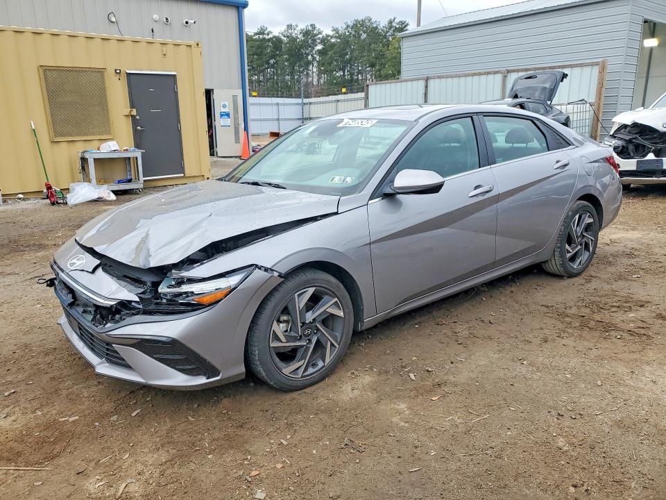 2025 Hyundai Elantra sel
