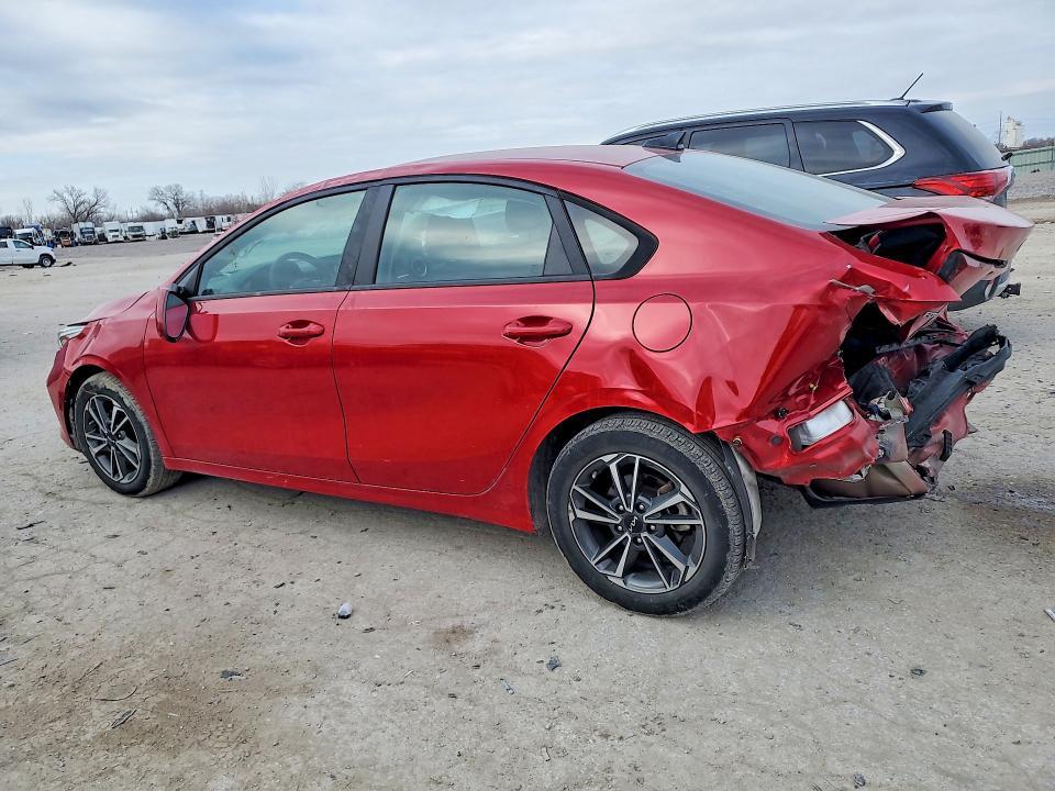 2023 KIA Forte lx