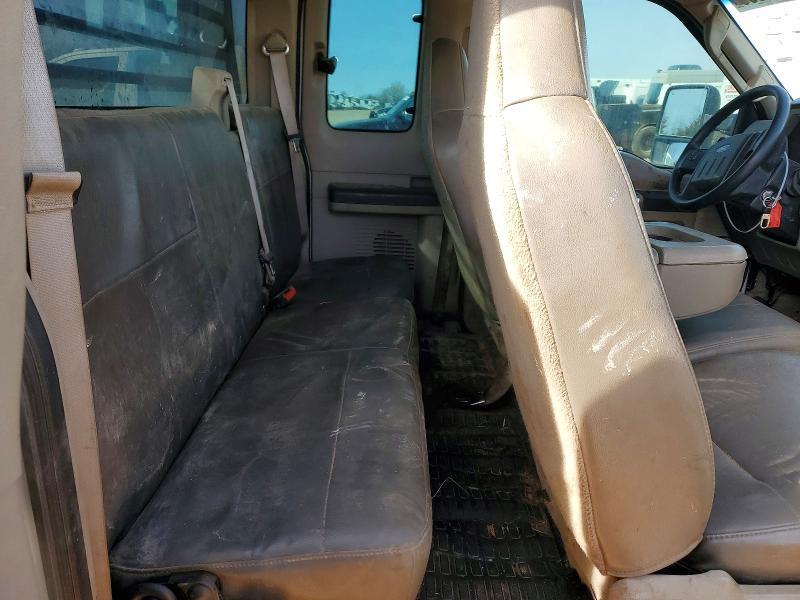 2008 Ford F350 Super Duty Flatbed Truck