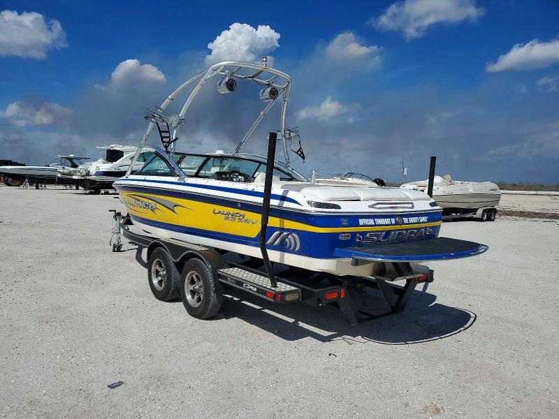 2006 Supra Boat-boat
