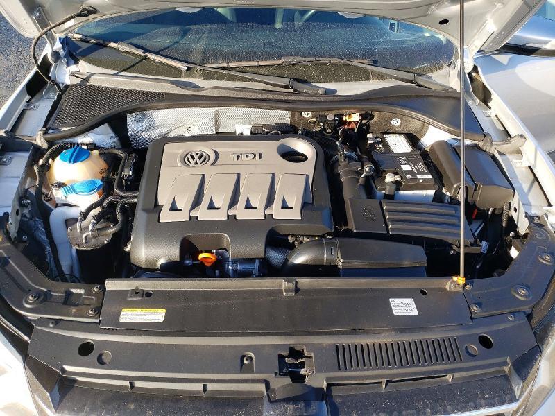 2012 Volkswagen Passat sel