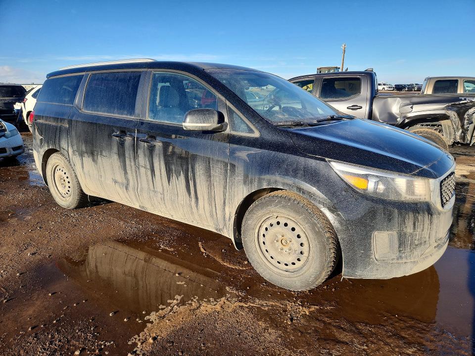2018 KIA Sedona lx