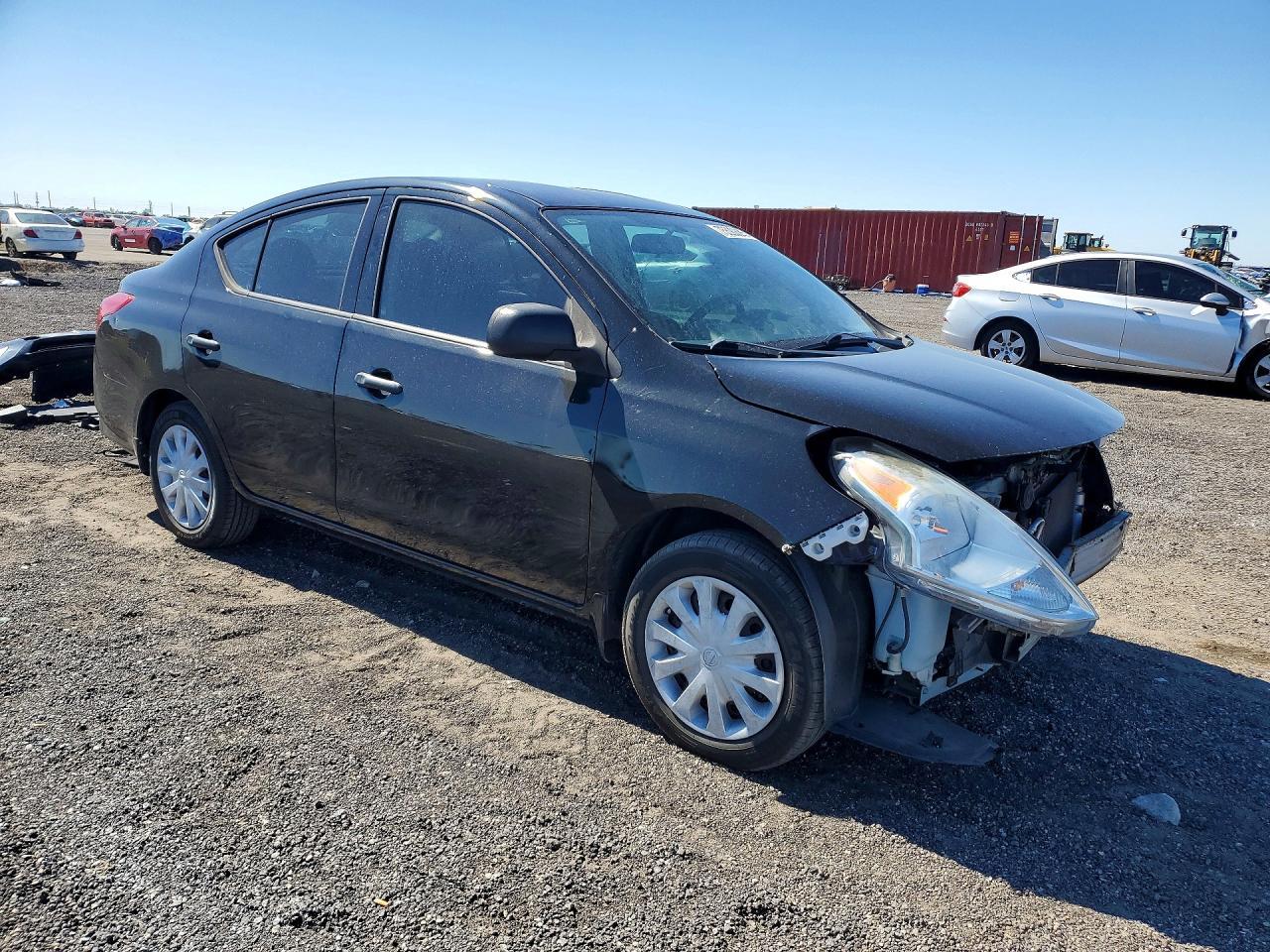 2015 Nissan Versa s