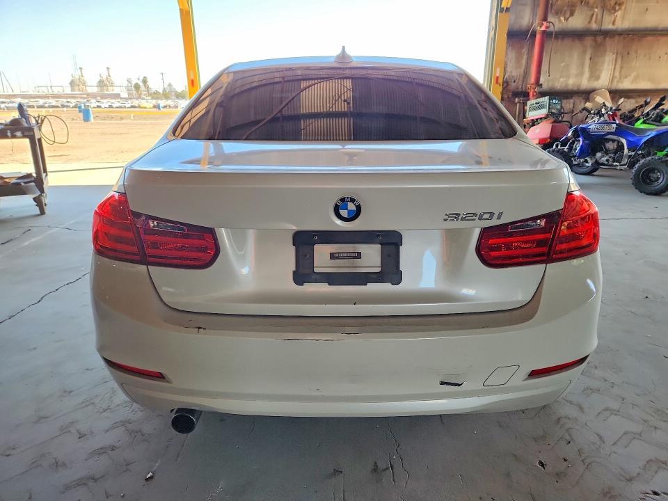 2014 BMW 320 i