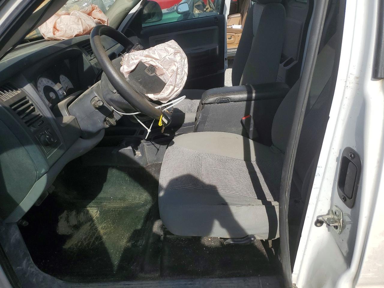 2010 Dodge Dakota sxt