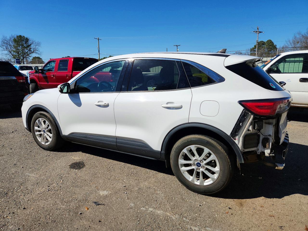 2020 Ford Escape se