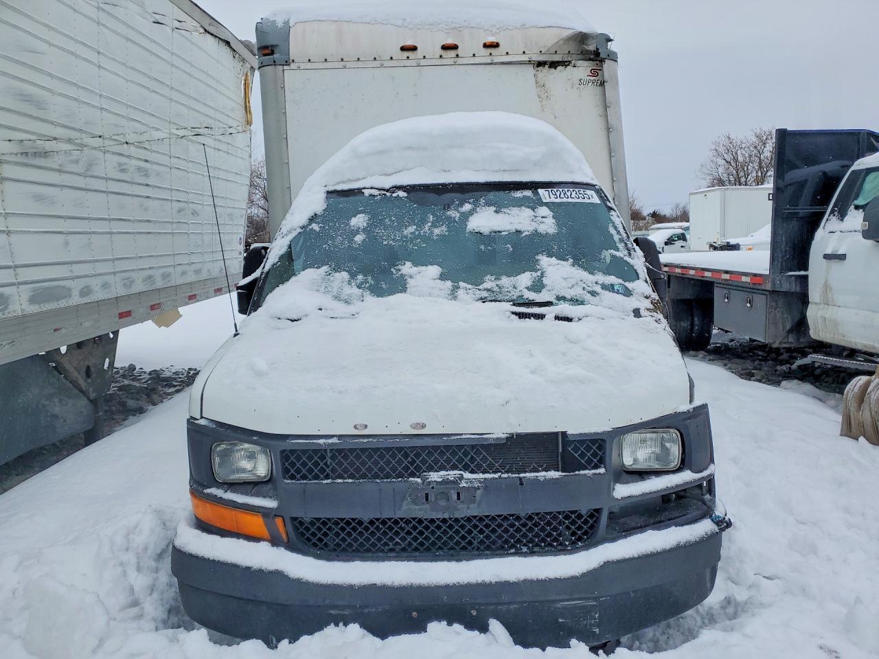 2017 Chevrolet Express G4500