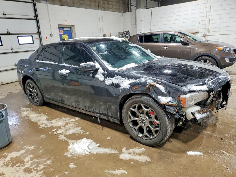 2016 Chrysler 300 s