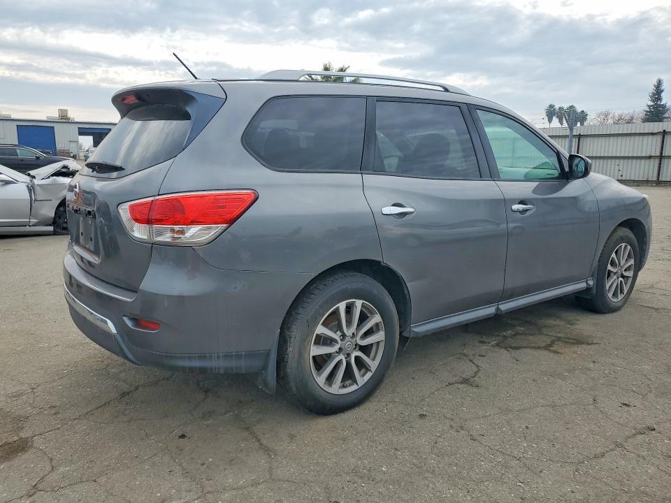 2015 Nissan Pathfinder s