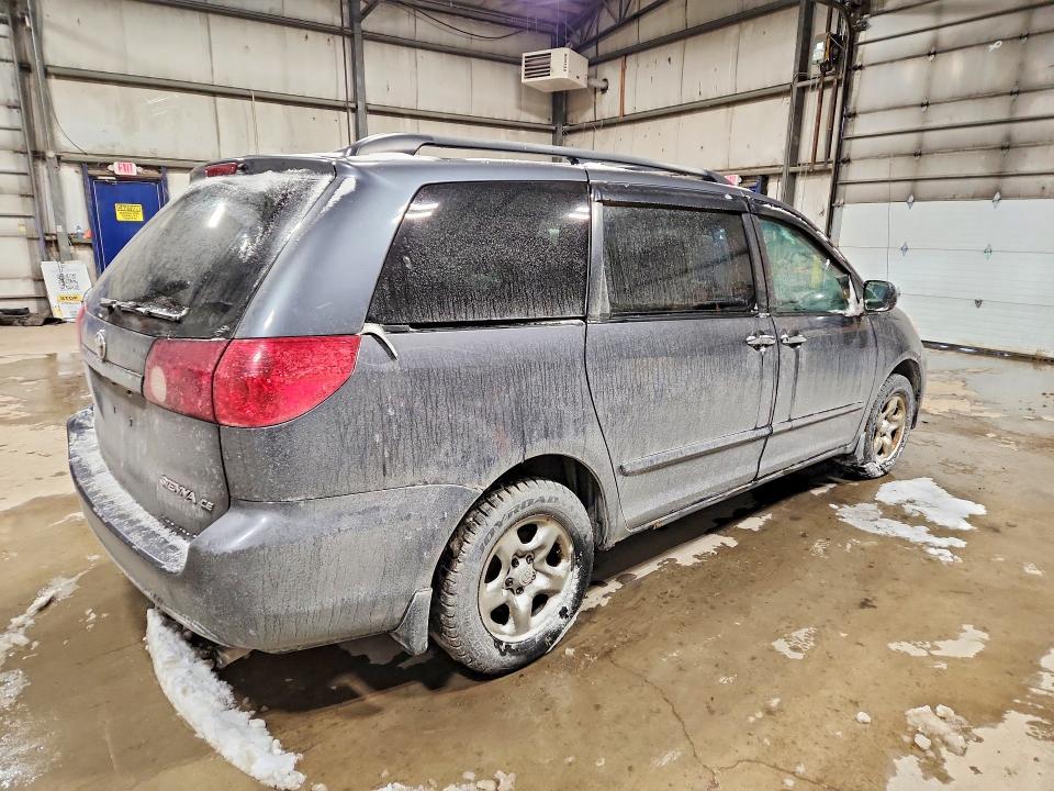 2006 Toyota Sienna ce