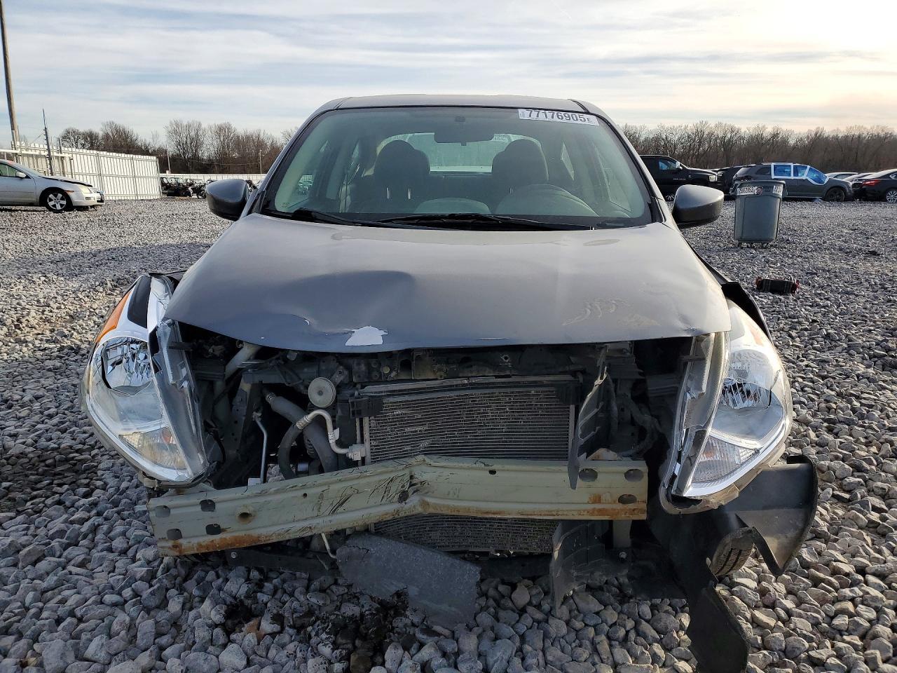 2018 Nissan Versa s