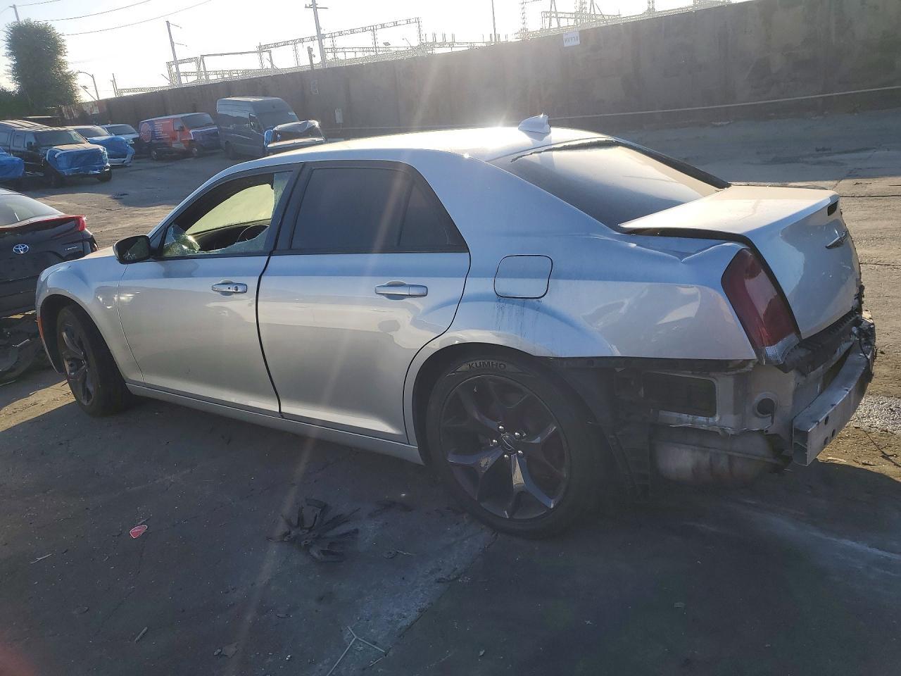 2021 Chrysler 300 s