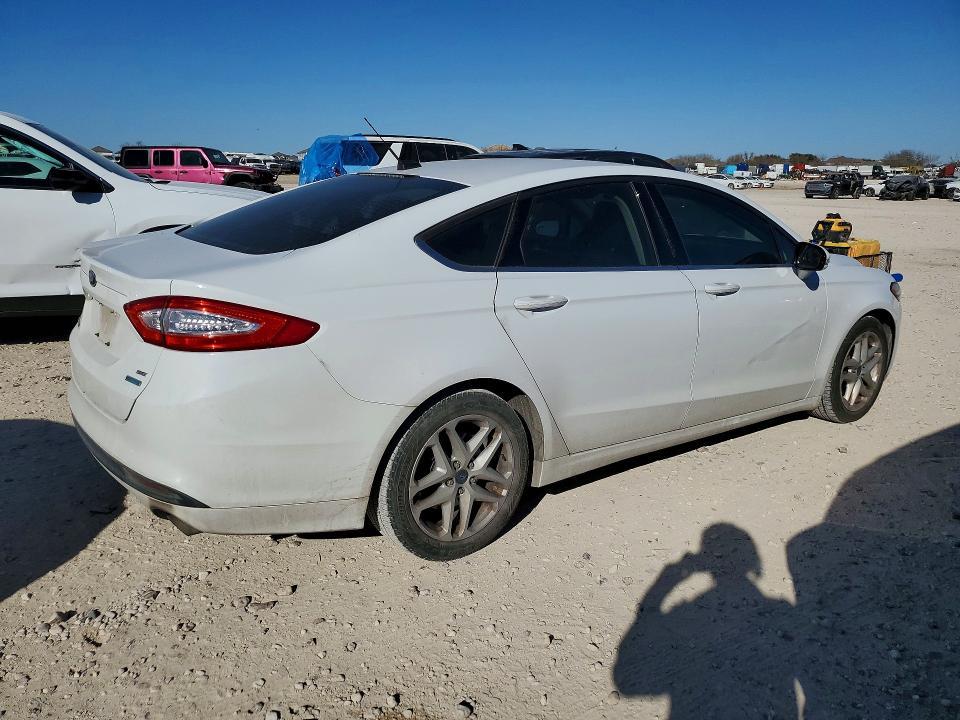 2015 Ford Fusion se