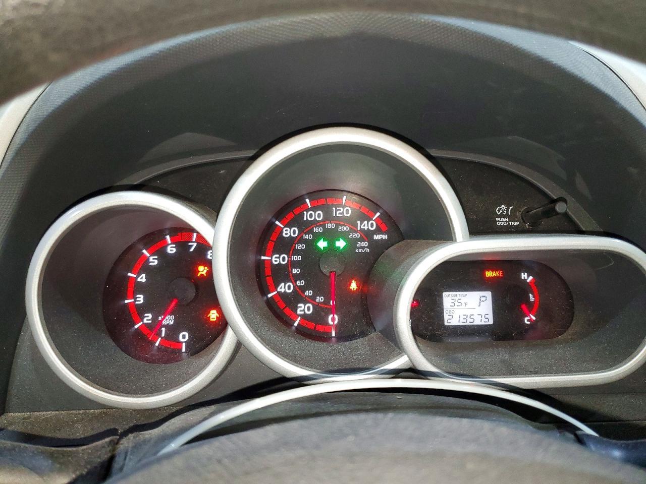 2010 Toyota Matrix s