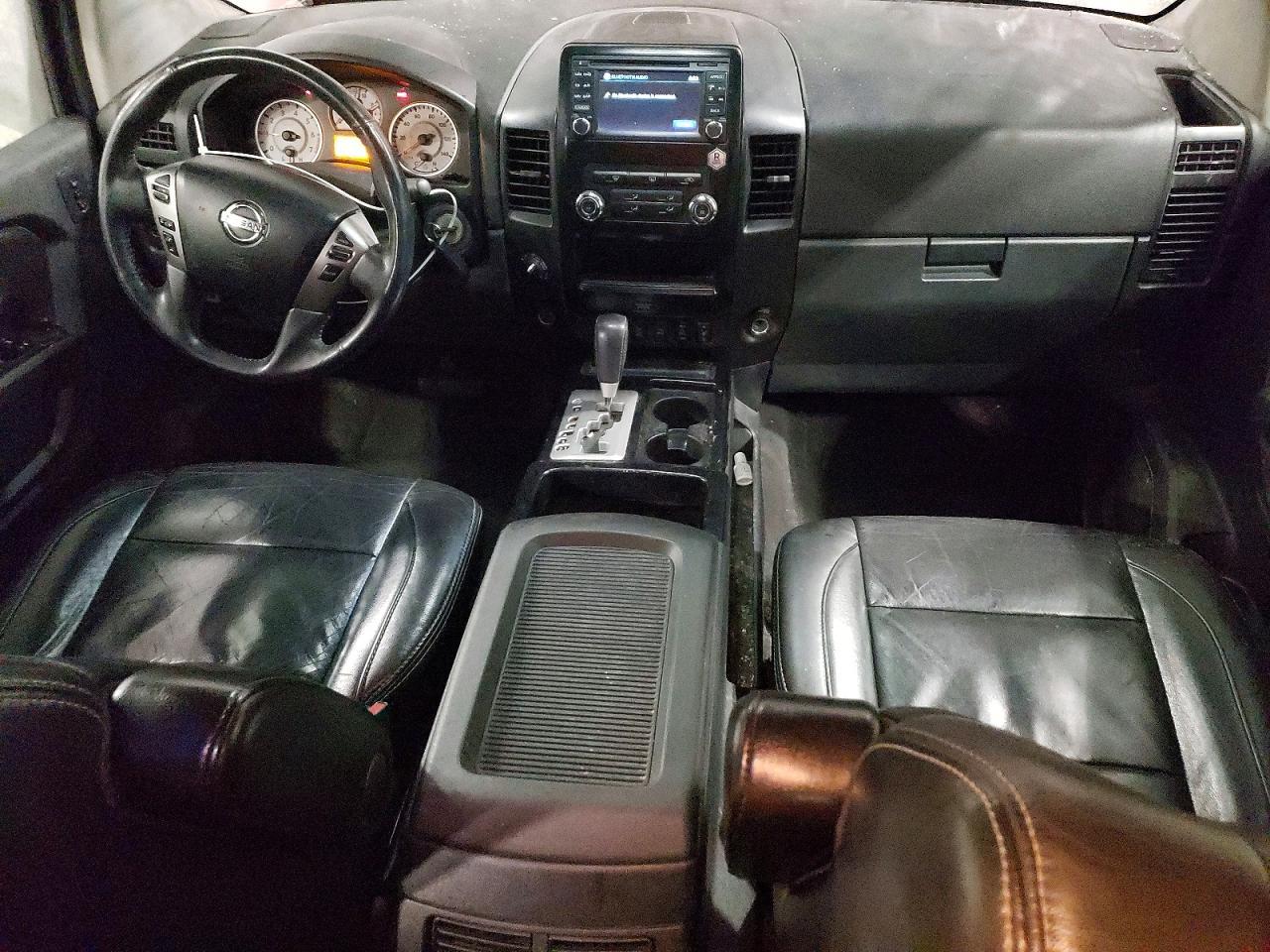 2015 Nissan Titan s
