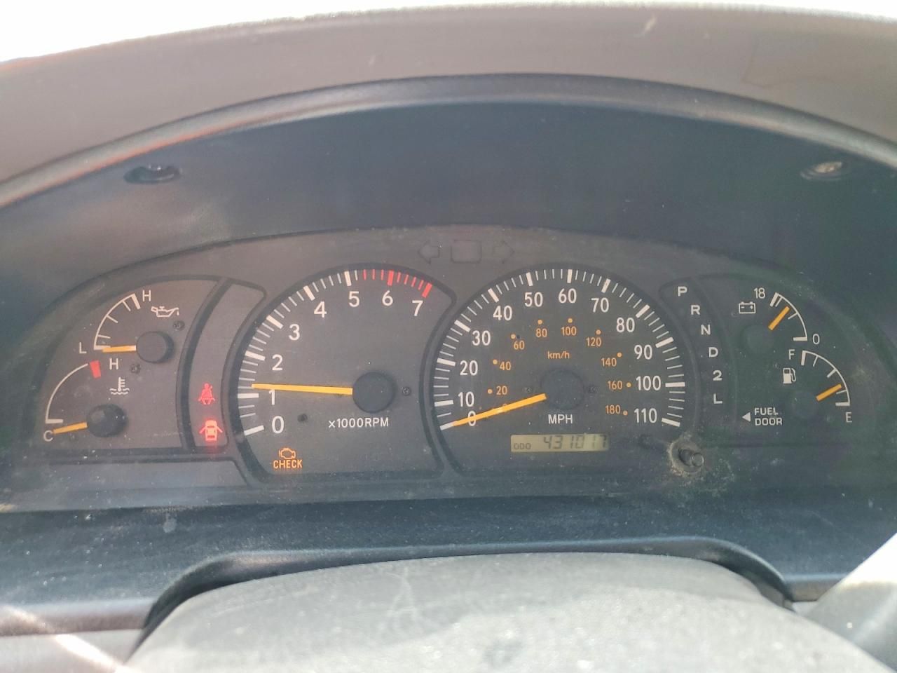 2003 Toyota Tundra Access cab SR5