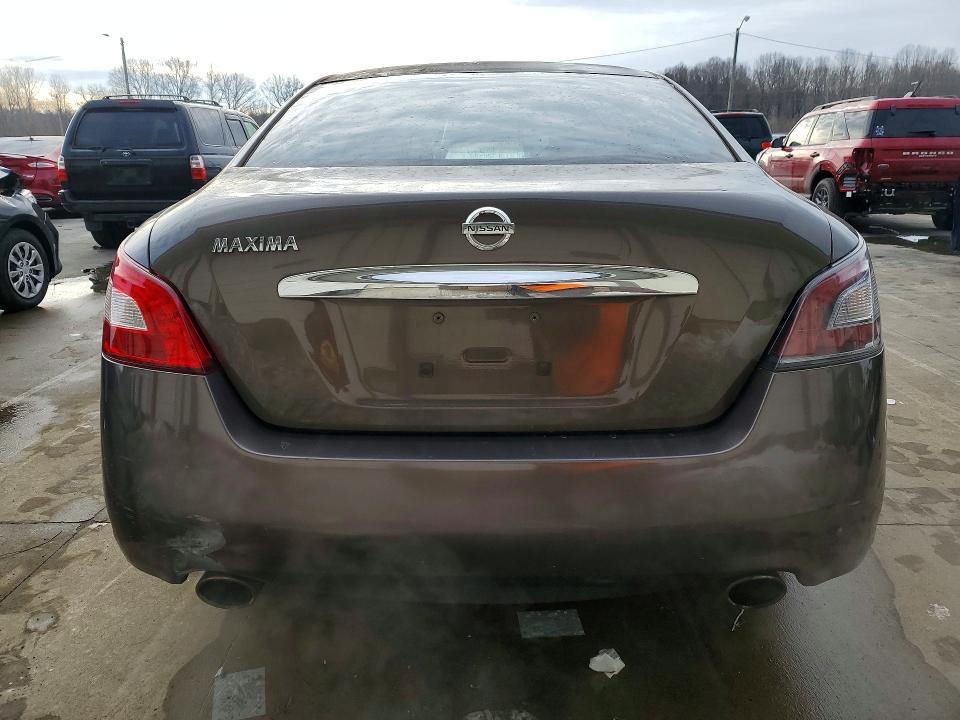 2012 Nissan Maxima s
