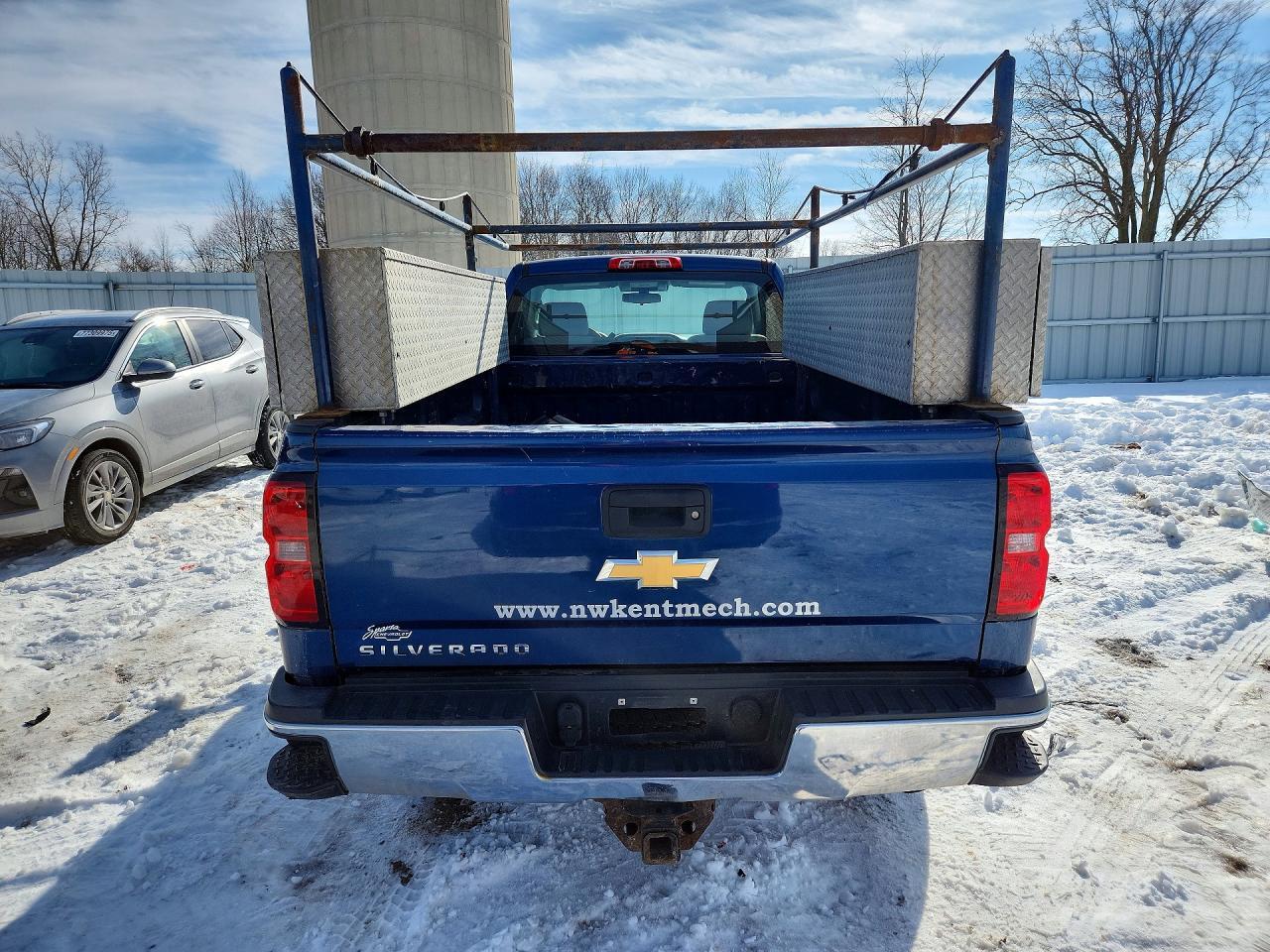 2016 Chevrolet Silverado C2500 Heavy Duty