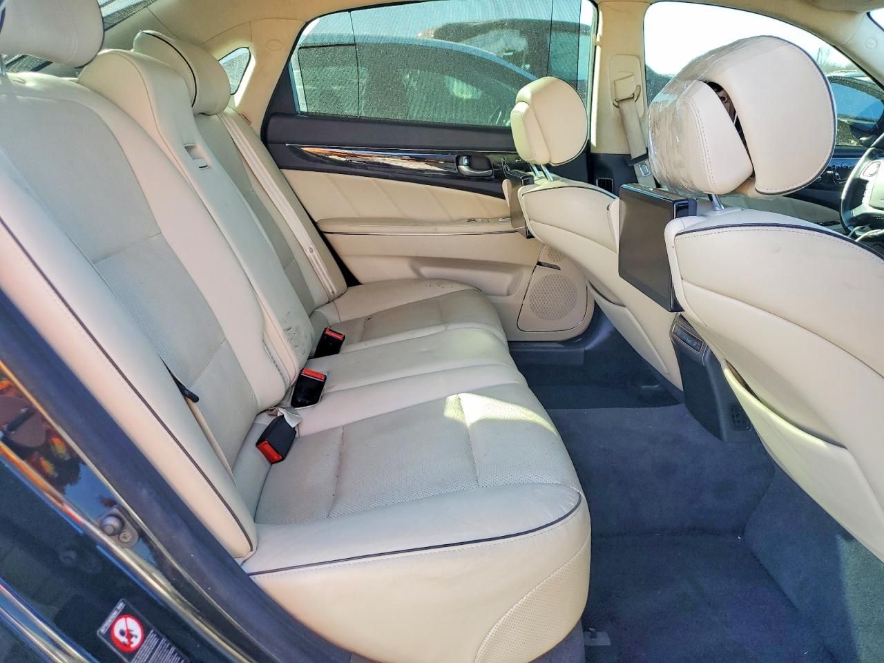 2016 Hyundai Equus Signature