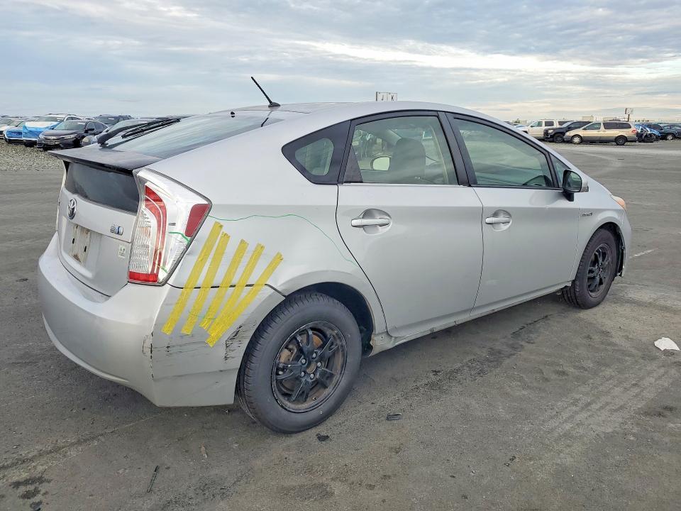 2014 Toyota Prius two