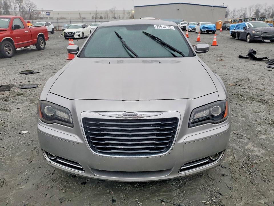 2013 Chrysler 300 s
