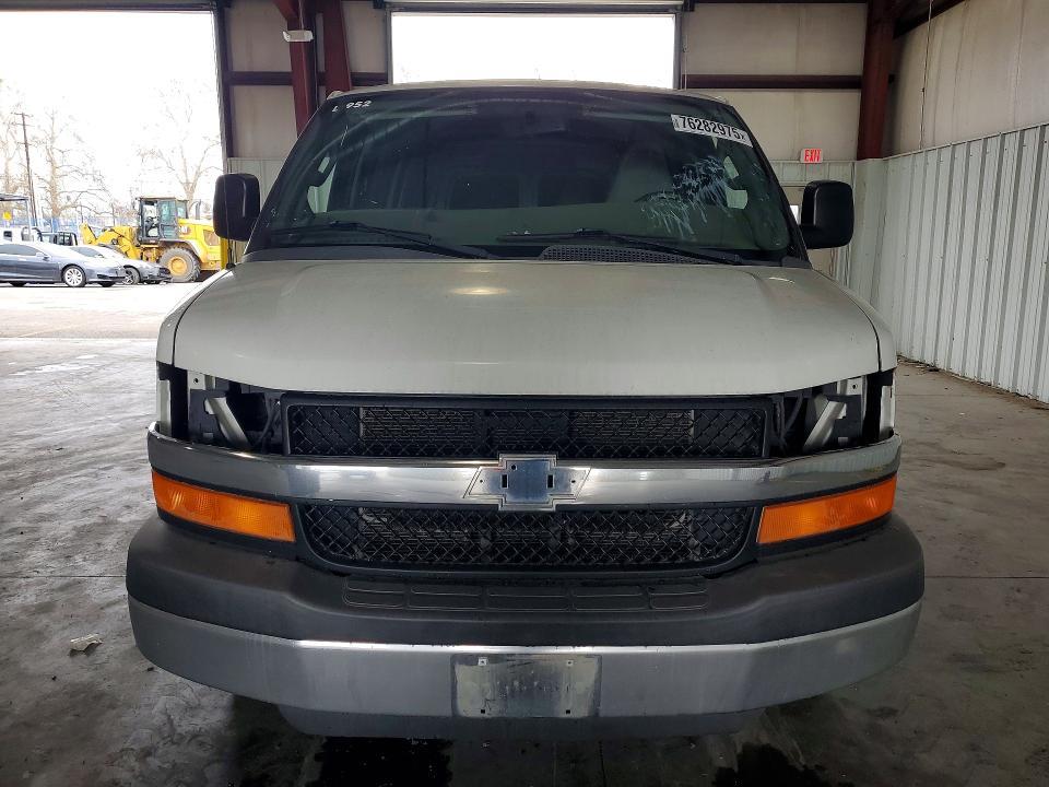 2016 Chevrolet Express 3500 Cargo Delivery van