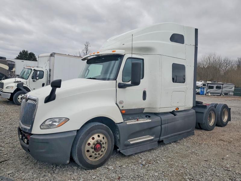2021 International LT625 Semi Truck