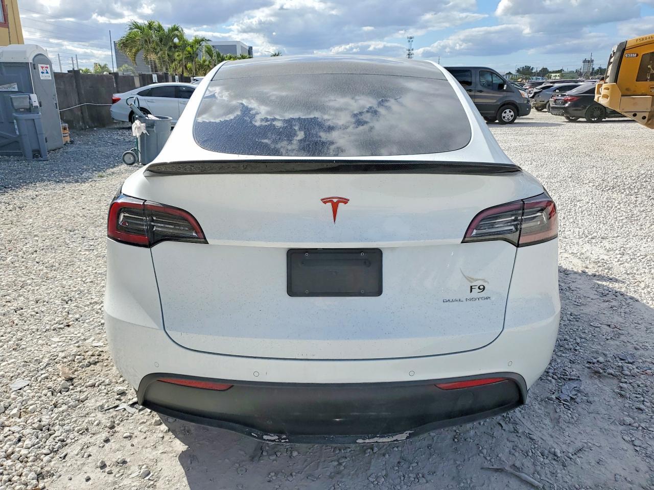 2020 Tesla Model y