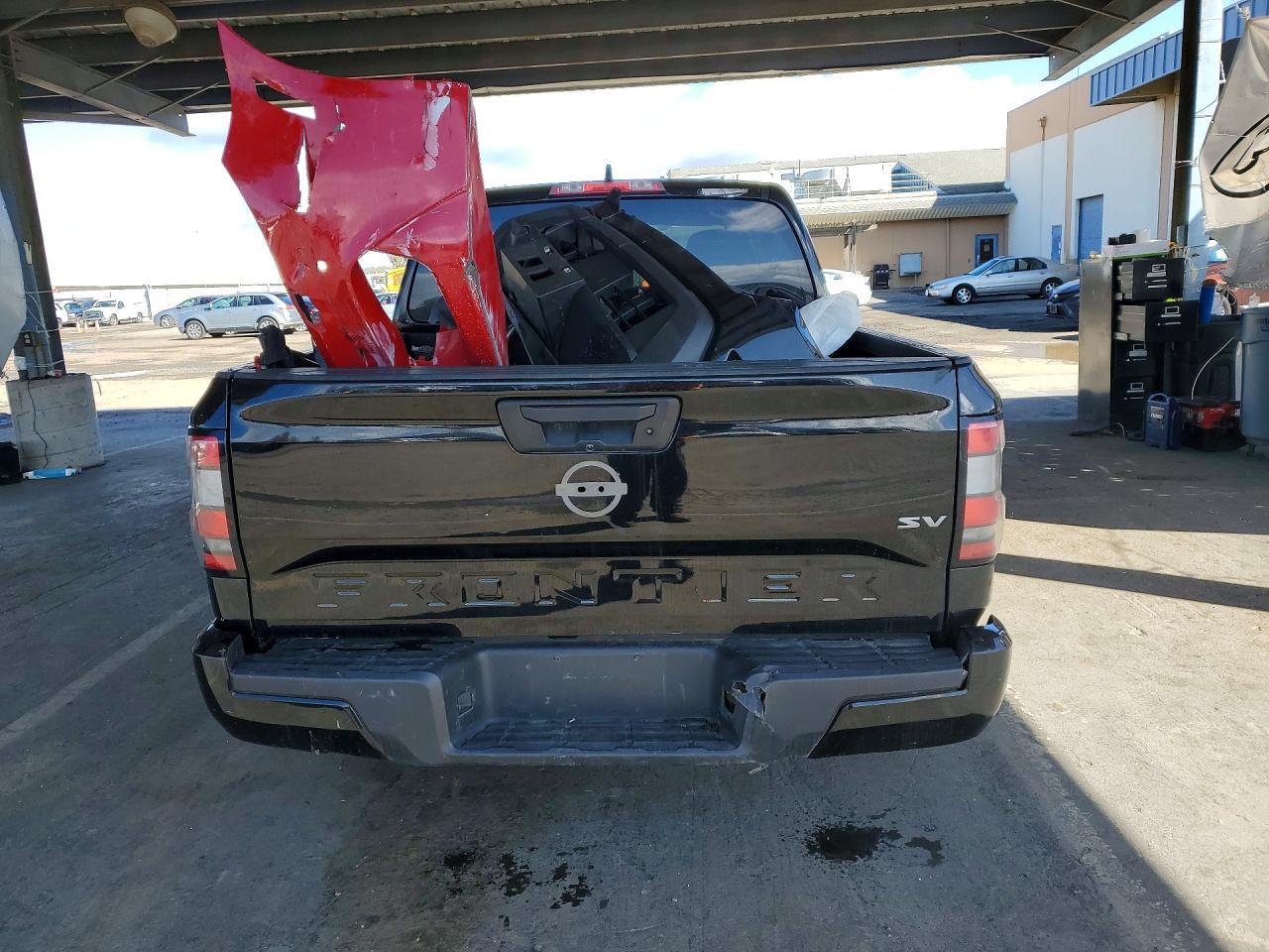 2023 Nissan Frontier s