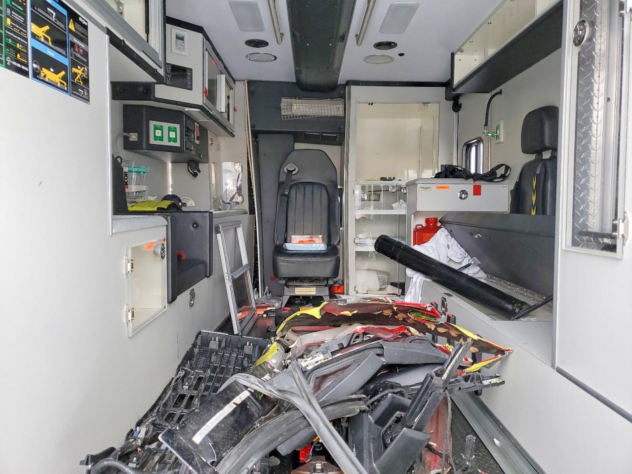 2023 Ford F550 Super-Ambulance