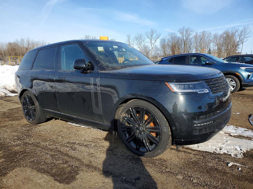 2025 Land Rover Range Rover se