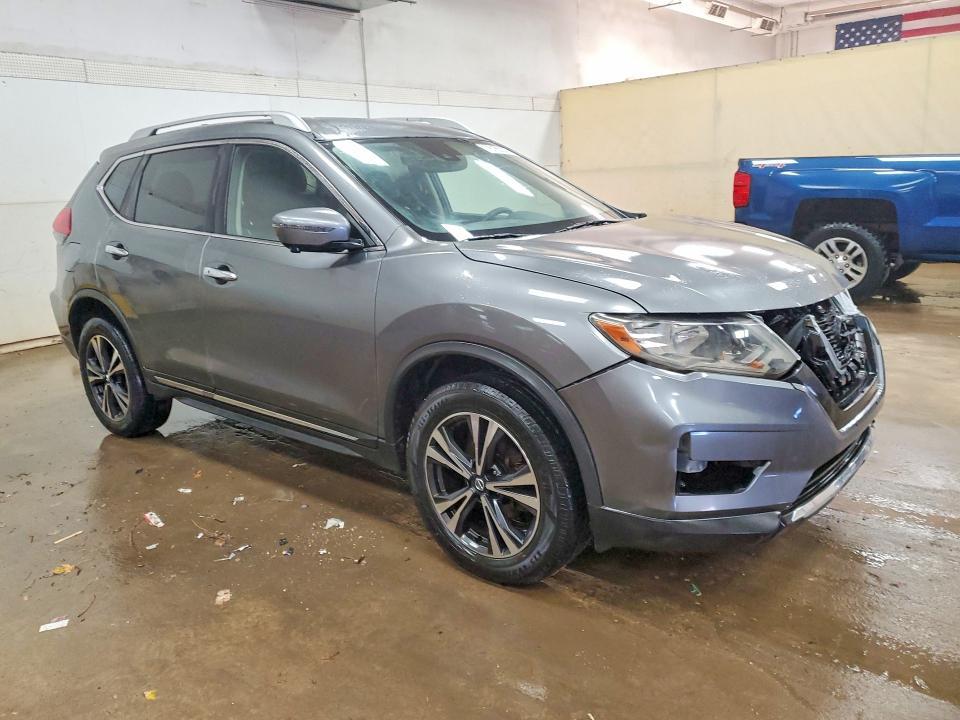 2018 Nissan Rogue s