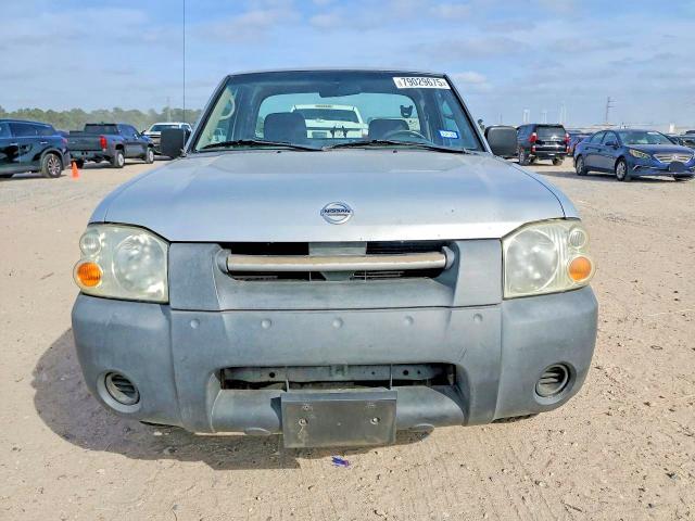 2004 Nissan Frontier Standard