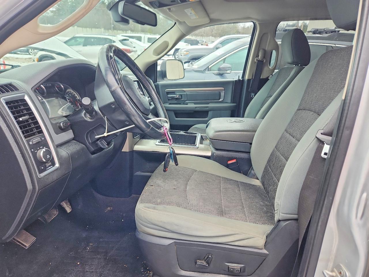 2014 Dodge Ram 1500 slt