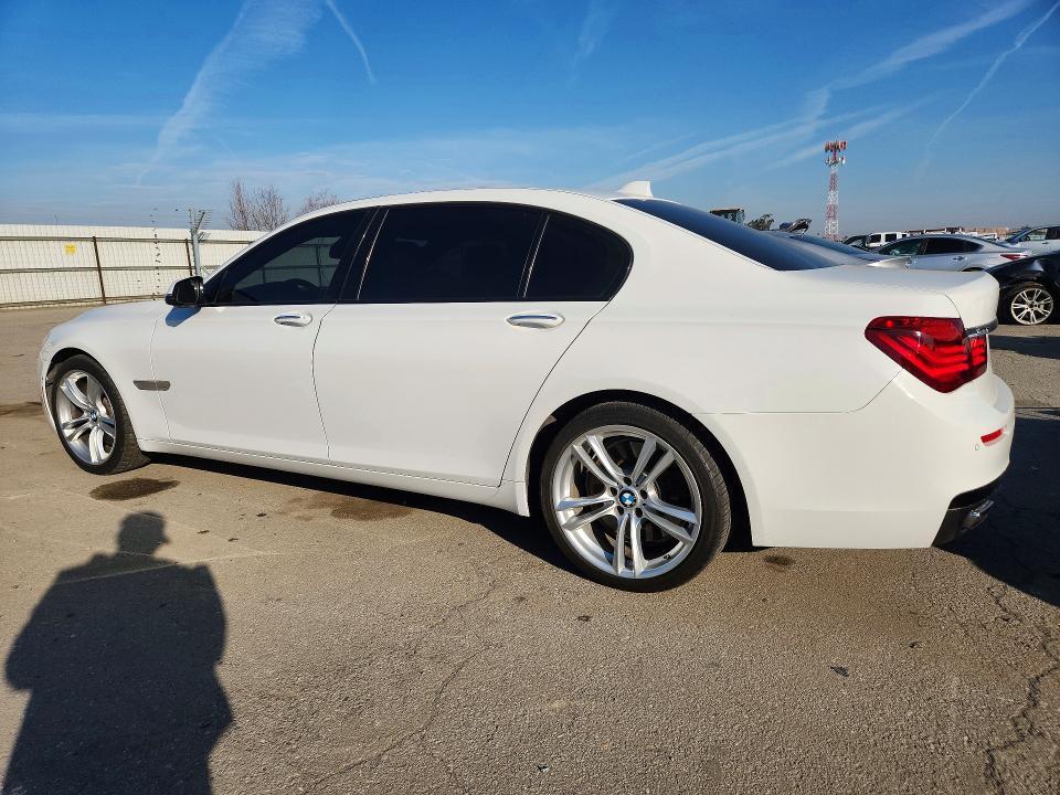 2015 BMW 750 li
