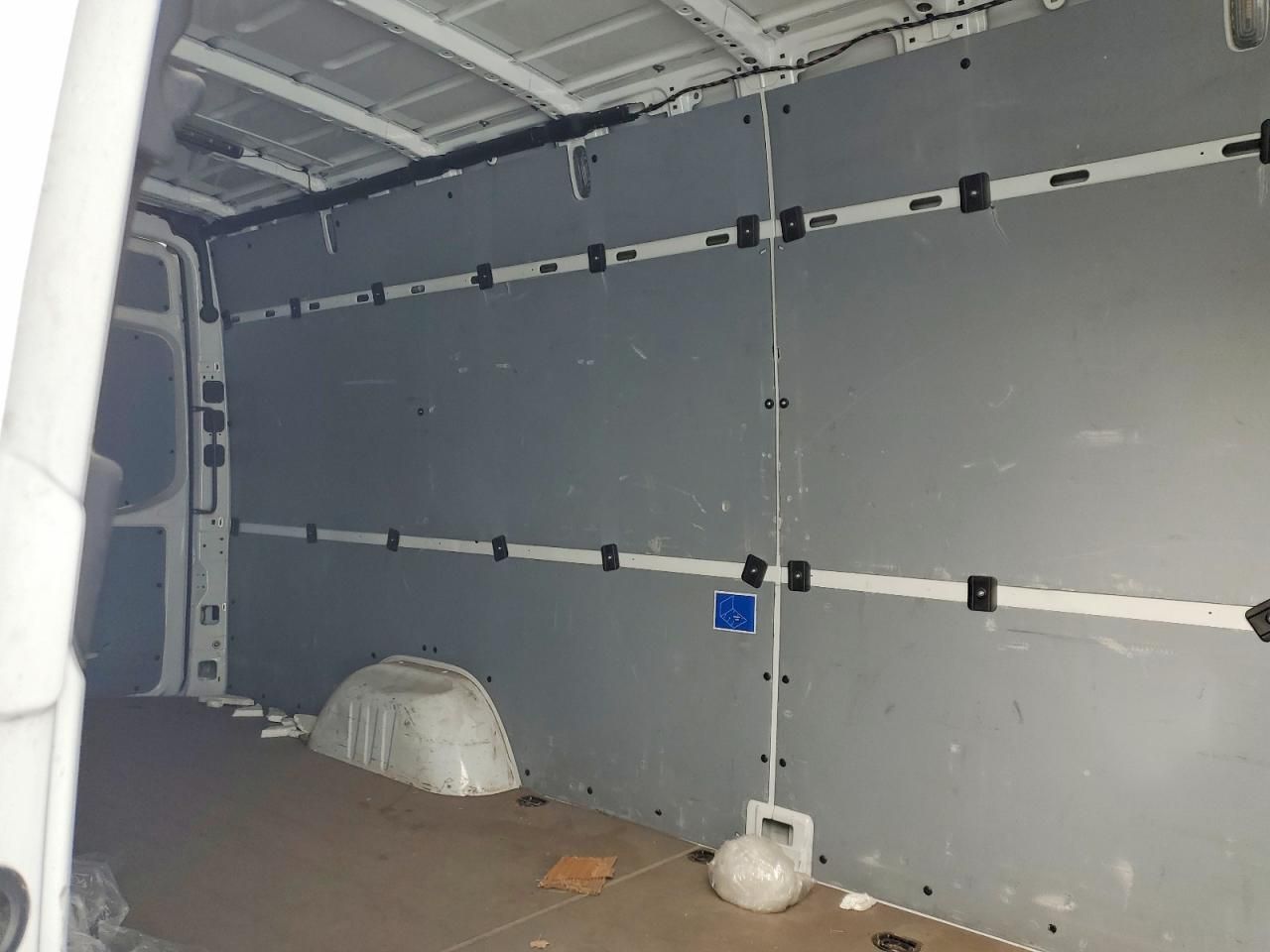 2020 Mercedes-Benz 2020 Mercedes Benz Sprinter 2500 Delivery Van