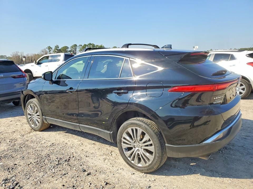 2022 Toyota Venza le